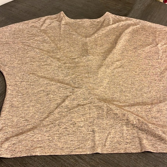 Champagne, gold shimmer blouse, shiny material by Venus - Picture 4 of 6